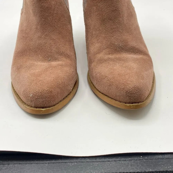 BY ANTHROPOLOGIE Dusty Rose Pink Suede Chelsea Heeled Western Boots Booties Sz 6 - Picture 6 of 8